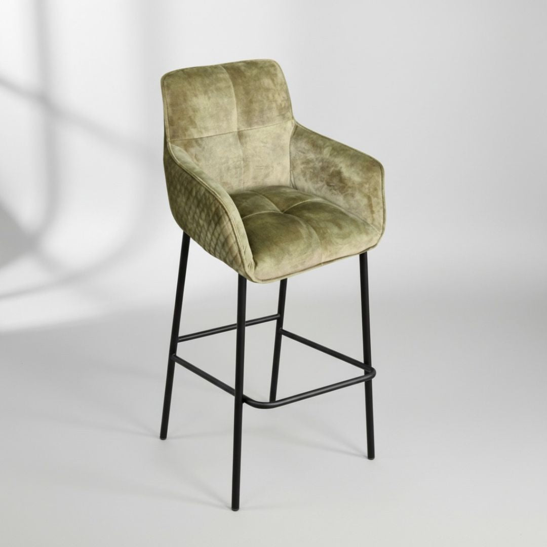 Barstuhl | Schwarzwald Loft | Samtstoff<br>1 Stück