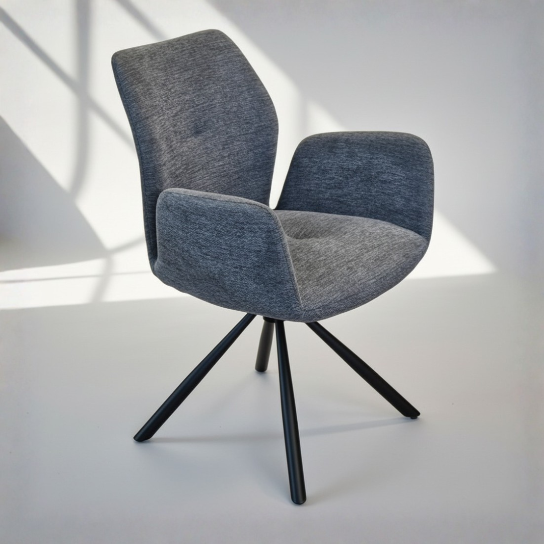 Chris_Edelwald_Dark_Grey_2