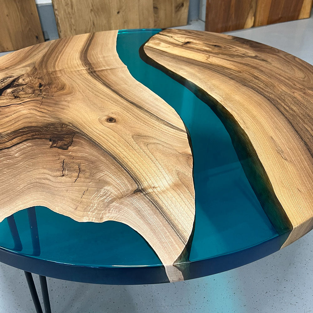 Sale! Epoxidharz Rundtisch aus Nussbaum | 90 cm