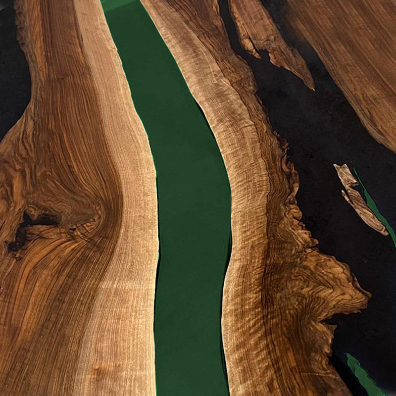 Couchtisch Epoxidharz. Nussbaum rund mit Epoxidharz smaragd-grün. Modell Gletschersee