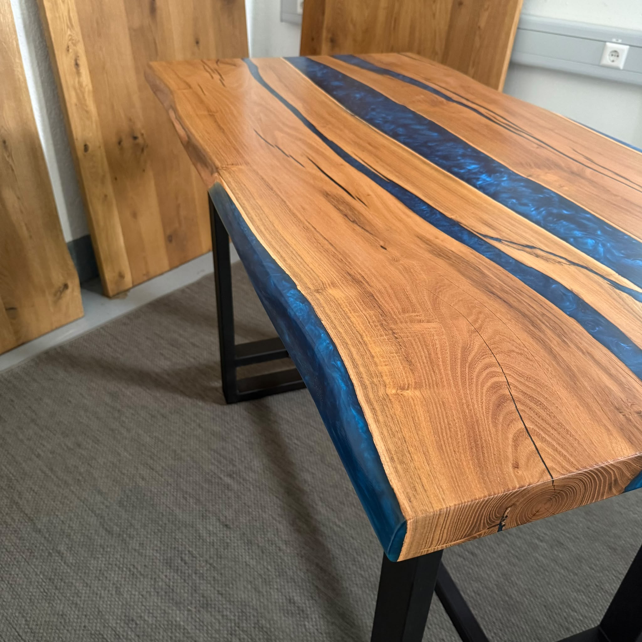 Sale! Epoxidharz Bar & Stehtisch aus Akazie | 160 x 80 cm x 110 cm