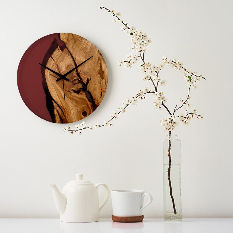 Epoxidharz Uhr aus Alte Eiche weinrot Modell Adria