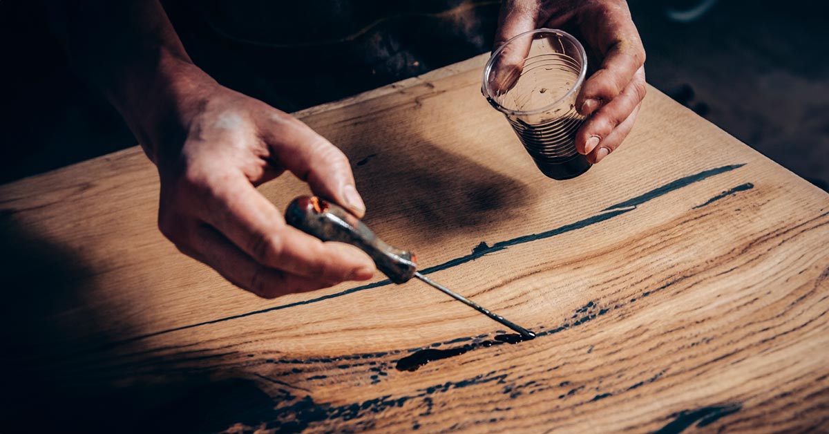 Handwerksarbeit Schwarzhirsch