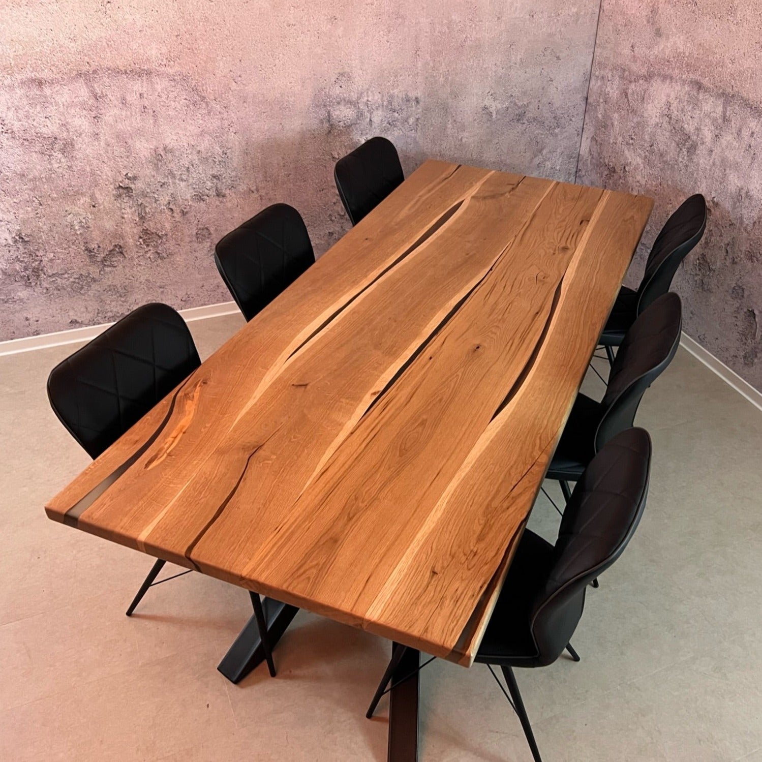 Esstisch Eiche mit grau-transparentem Epoxidharz 240 x 100 cm. fertiges Unikat. Modell Elztal