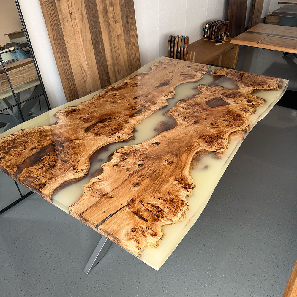 Sale! Epoxidharz Esstisch aus Pappel | 185 x 106-116 cm