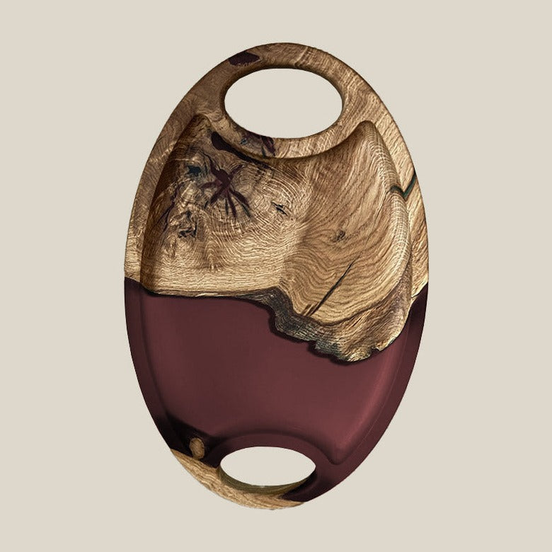 Servierplatte aus Epoxidharz und heller Eiche. Modell Kuckuck in weinrot