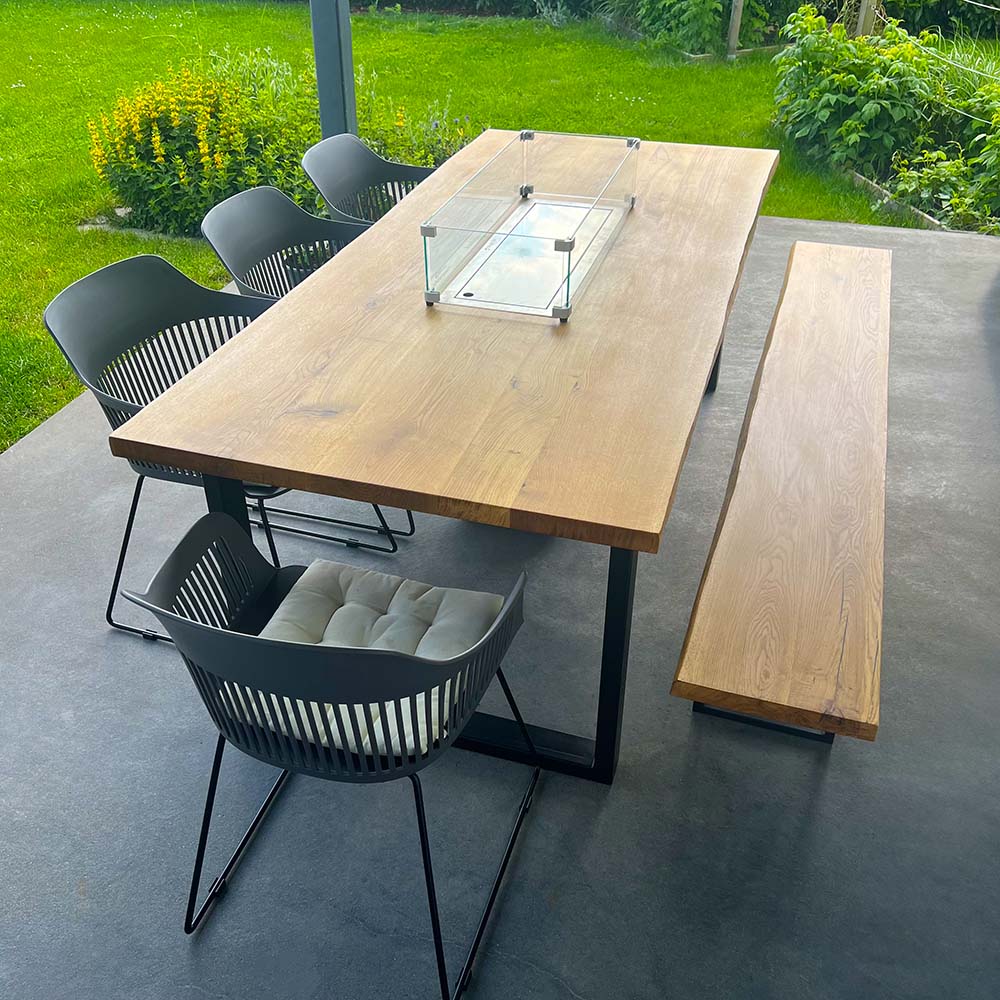Terrassentisch Outdoor mit Feuerkamin | Feuertisch aus Eiche