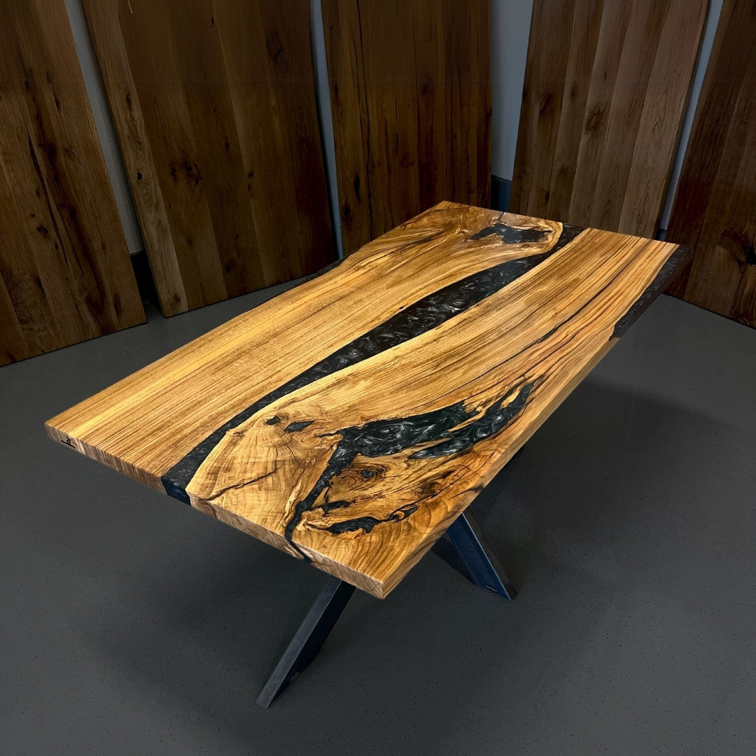 Epoxidharz Tisch aus Eiche | Modell Hegau