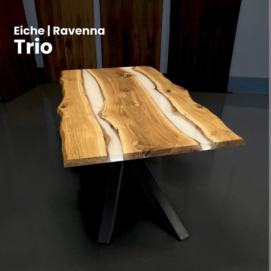 Epoxidharz Tisch aus Eiche | Modell Ravenna (Trio)