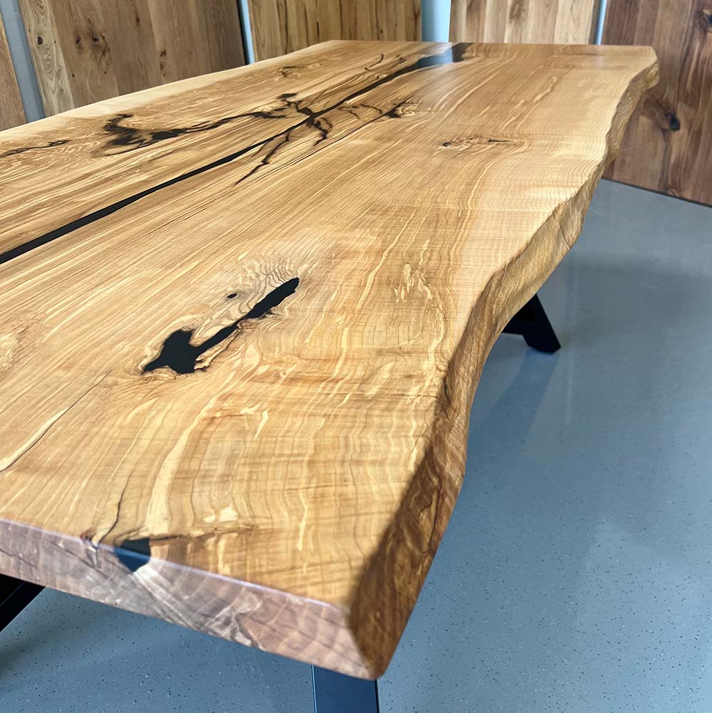 epoxidharz Tisch aus Esche