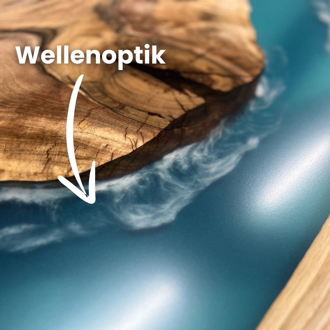 Epoxidharz Tisch aus Nussbaum hellblau mit Wellenoptik | Modell Hegau