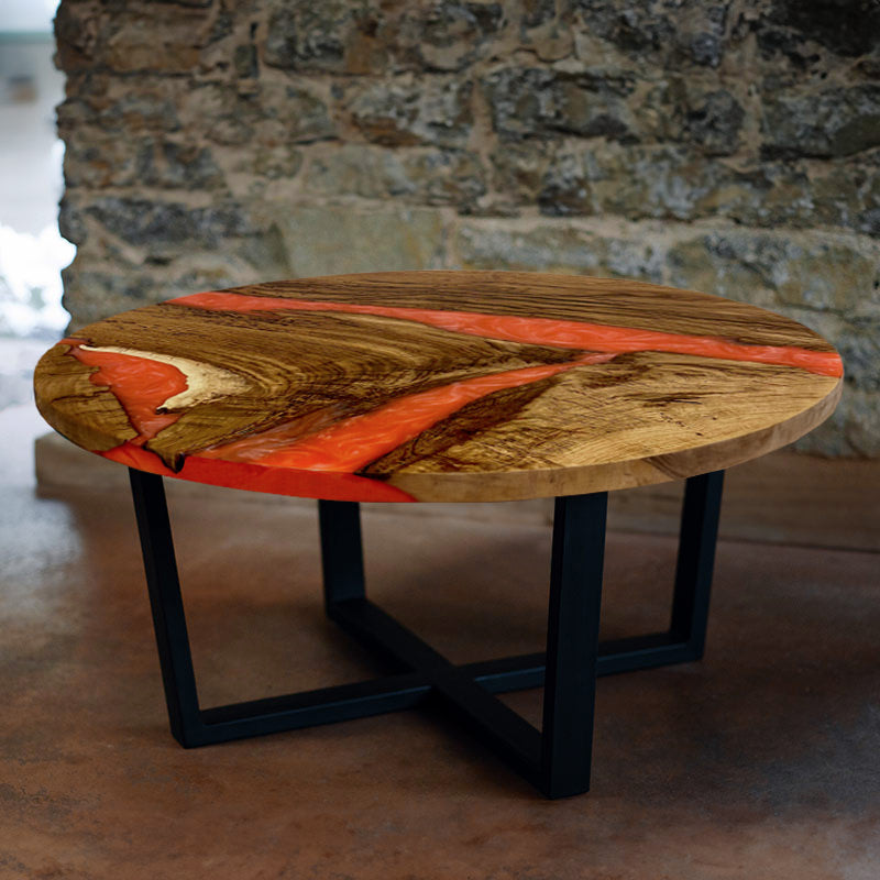 Epoxidharz Couchtisch. Couchtisch rund mit Epoxidharz lava. Modell Hegauvulkan von schwarzhirsch