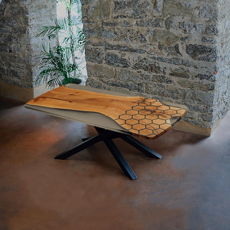 Epoxidharz-Tisch aus Nussbaum Modell Bienenstock von schwarzhirsch