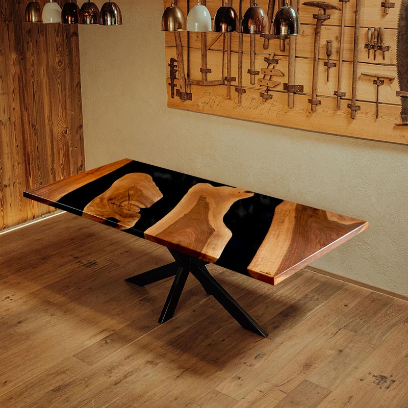 Epoxidharz Tisch. Modell Noyer aus Nussbaum mit Kreuzgestell von Schwarzhirsch