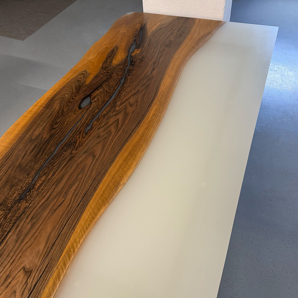Sale! Epoxidharz Esstisch aus Nussbaum | 180 x 90 cm